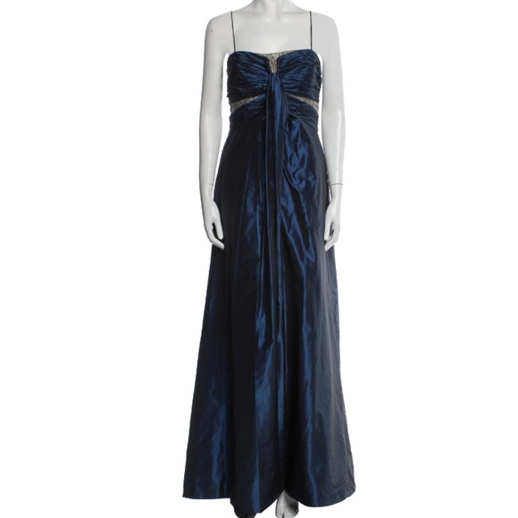 BADGLEY MISCHKA
Silk Long Dress, Size 6 - Picture 2 of 8